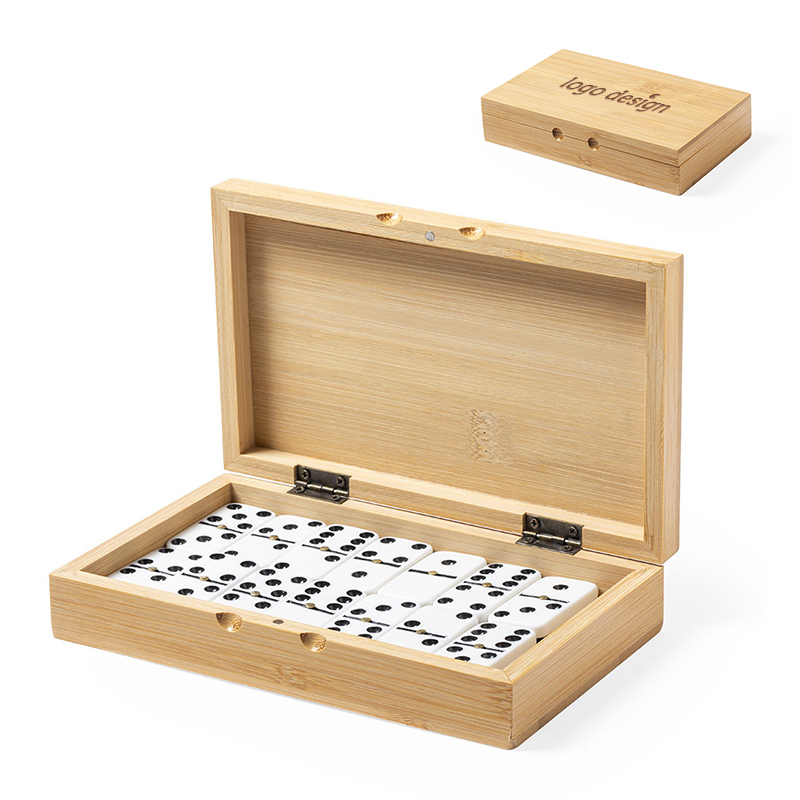 Domino in bamboo box